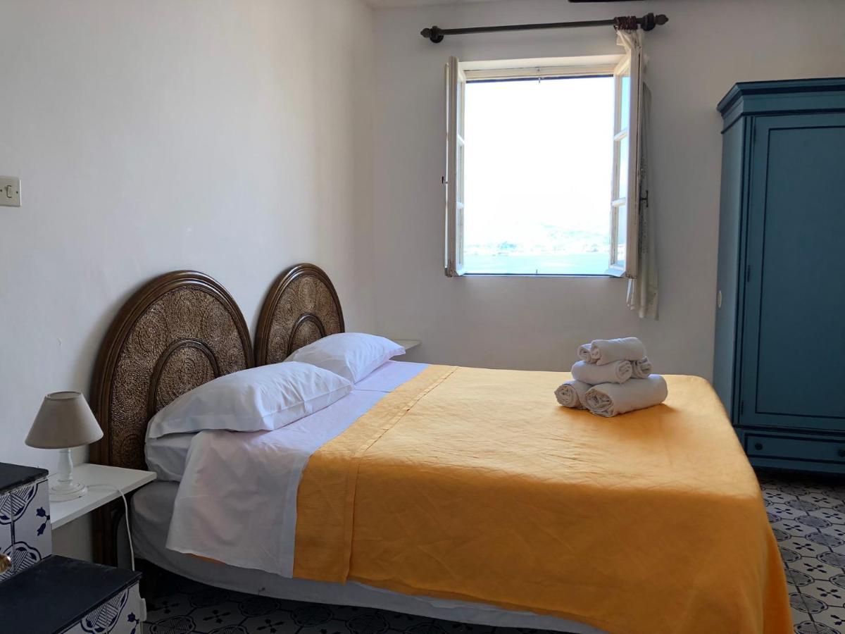 ガエータ Il Vecchio E Il Mare Bed & Breakfast エクステリア 写真