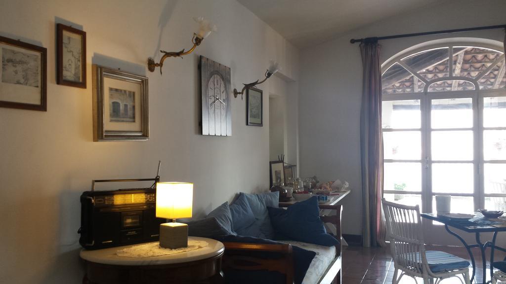 ガエータ Il Vecchio E Il Mare Bed & Breakfast エクステリア 写真