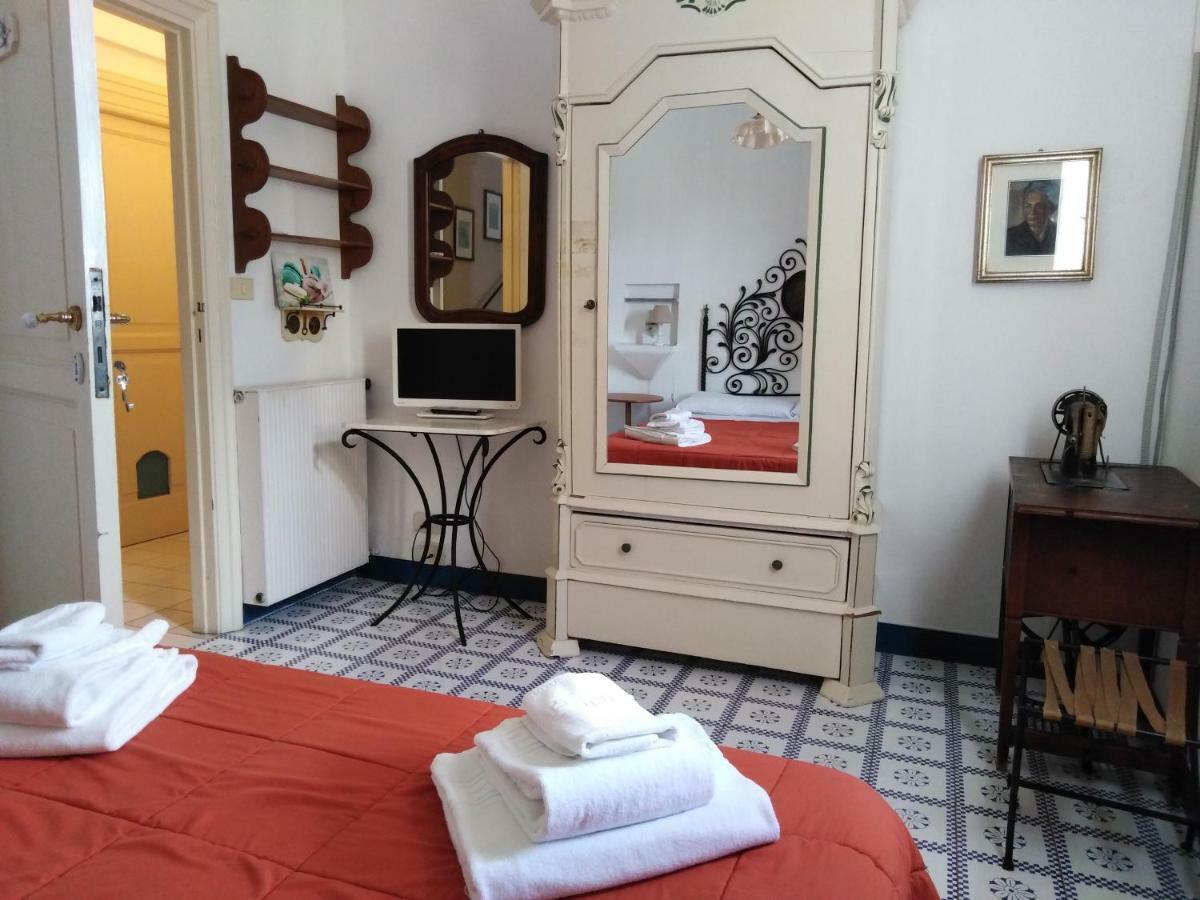 ガエータ Il Vecchio E Il Mare Bed & Breakfast エクステリア 写真